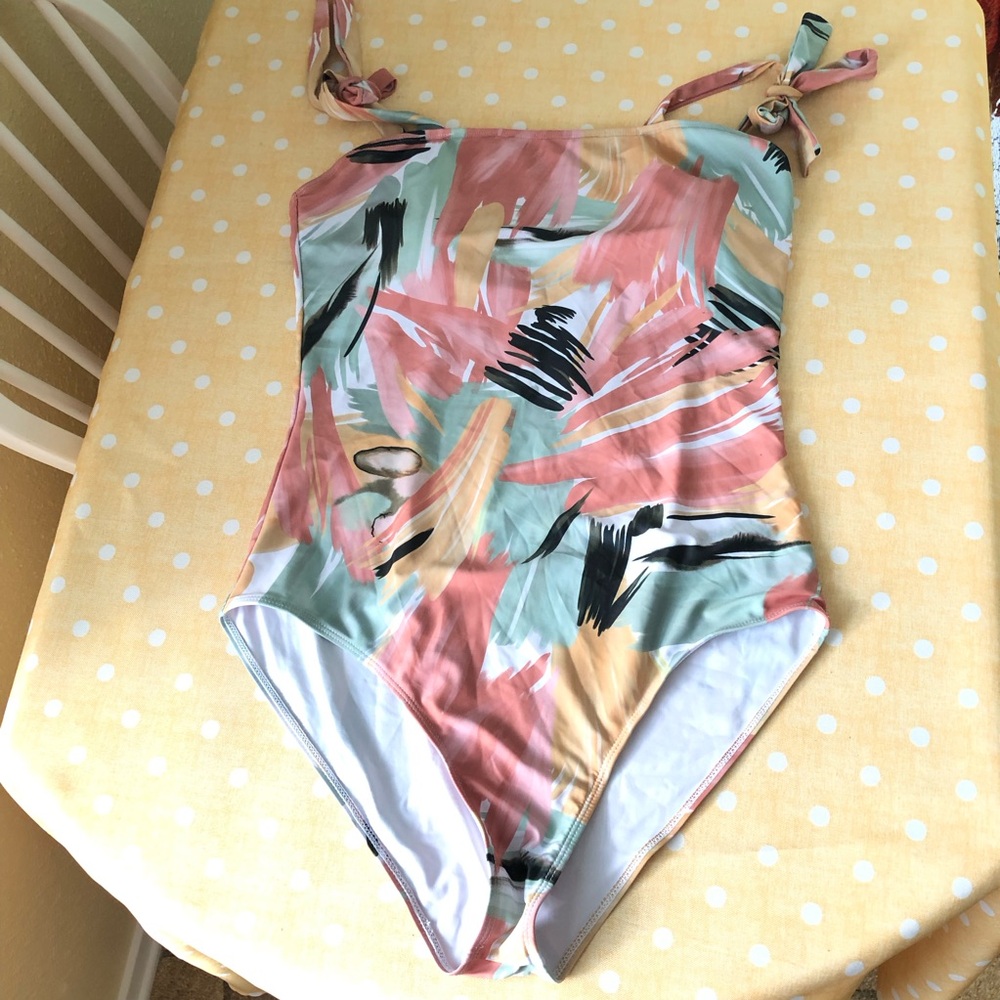 One piece Pink Abstract Swimsuit XL - Picture 9 of 10